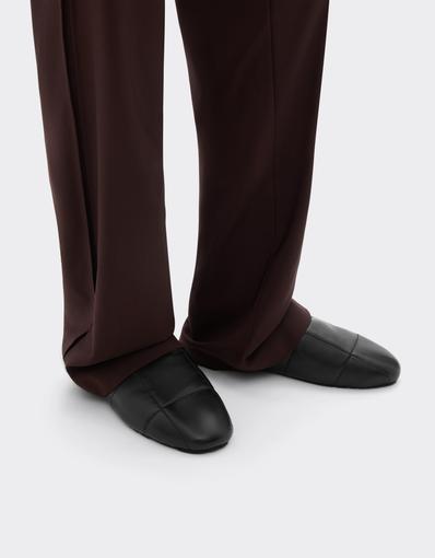 Nappa leather slippers with 7x7 stitching