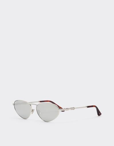 Lunettes de soleil en métal argenté brillant avec verres gris clair à effet miroir argenté