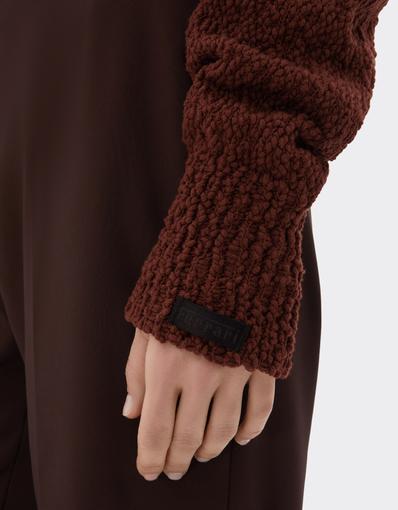 Jersey de cuello alto de bouclé de lana
