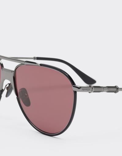 Sunglasses in polished gunmetal metal with exclusive Contrast Pro™ lenses