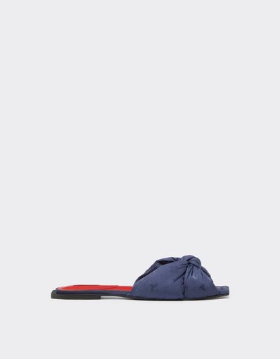 Flat sandal with Prancing Horse motif