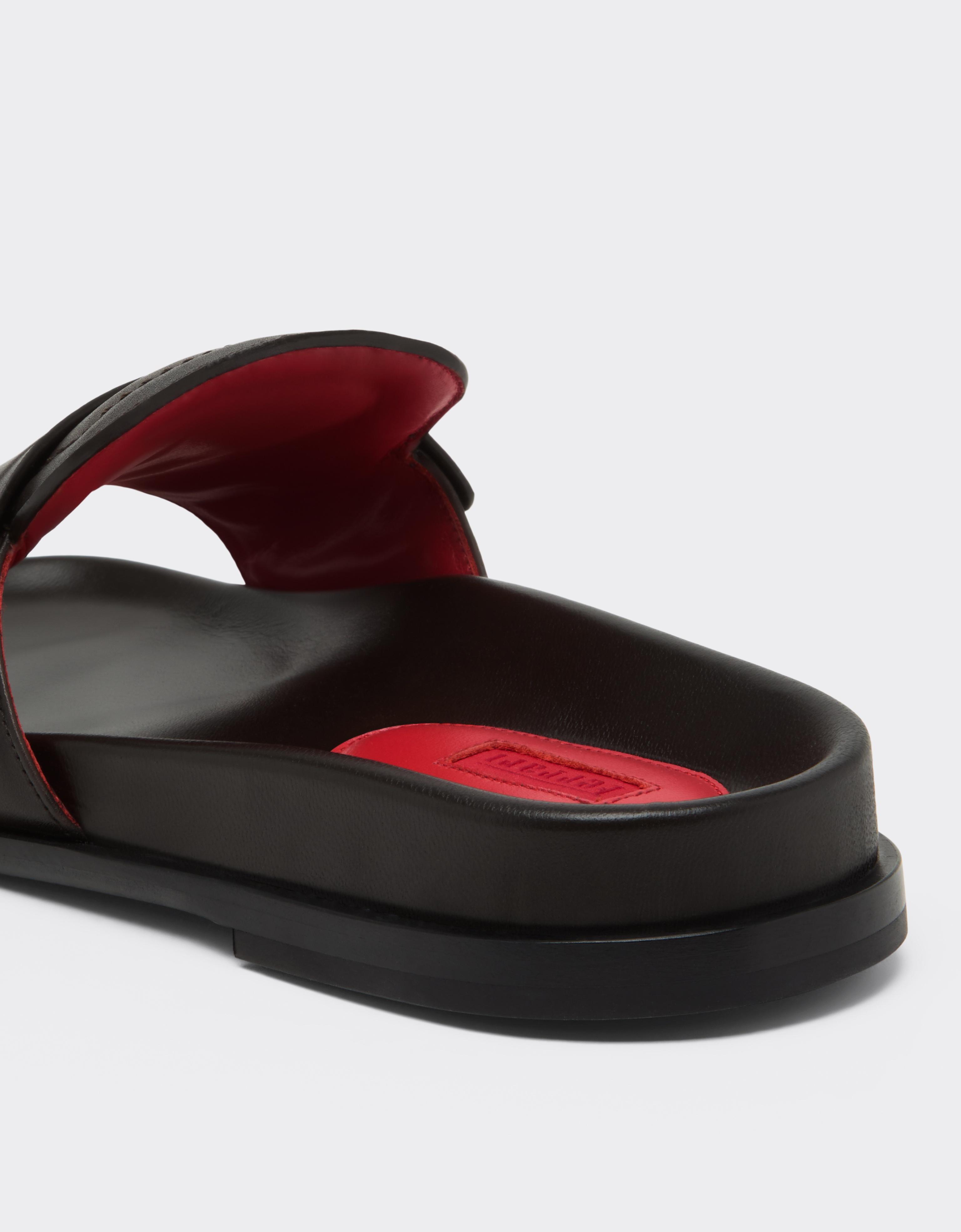 SLIDER FLAT BRF LEATHER
