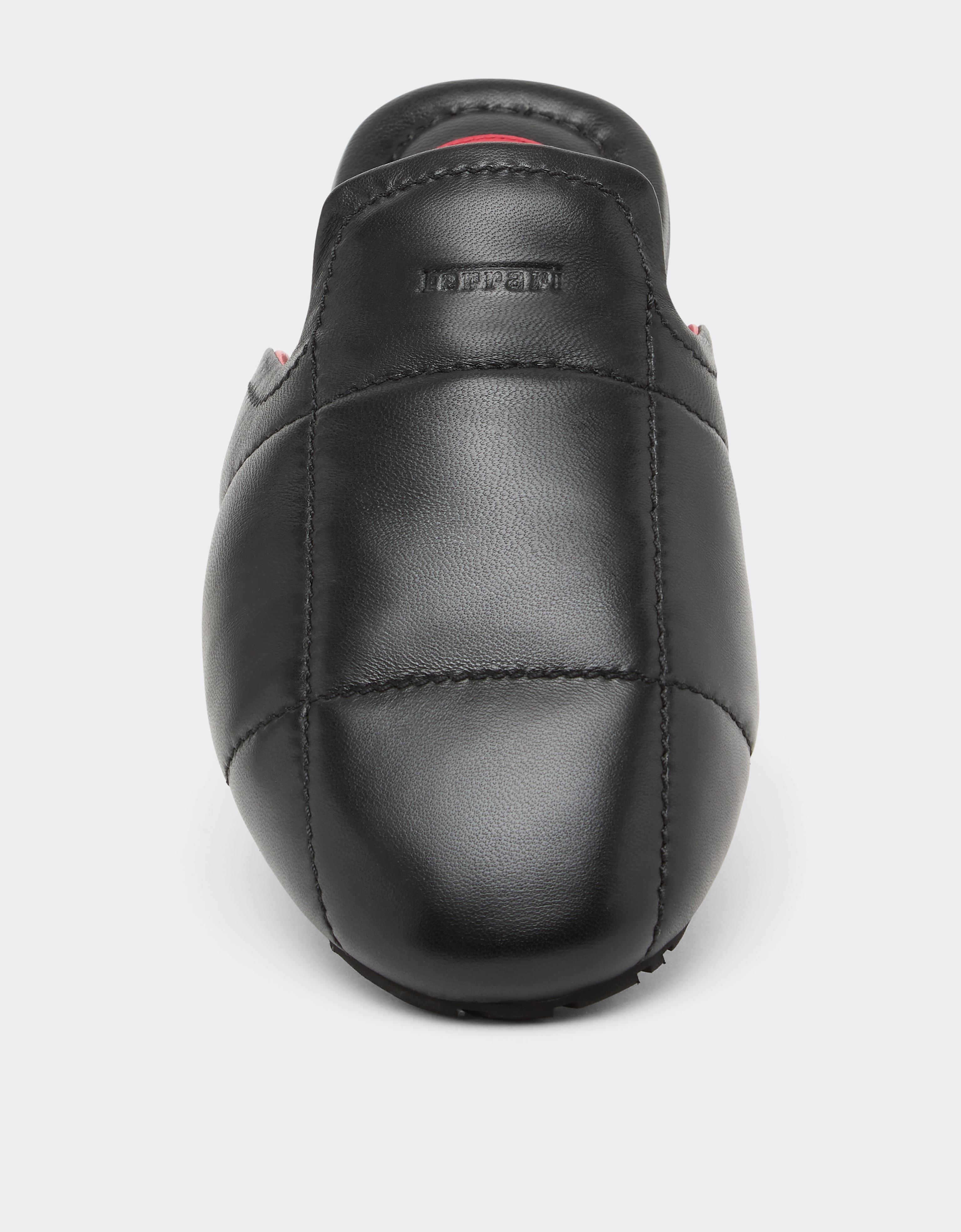 Nappa leather slippers with 7x7 stitching