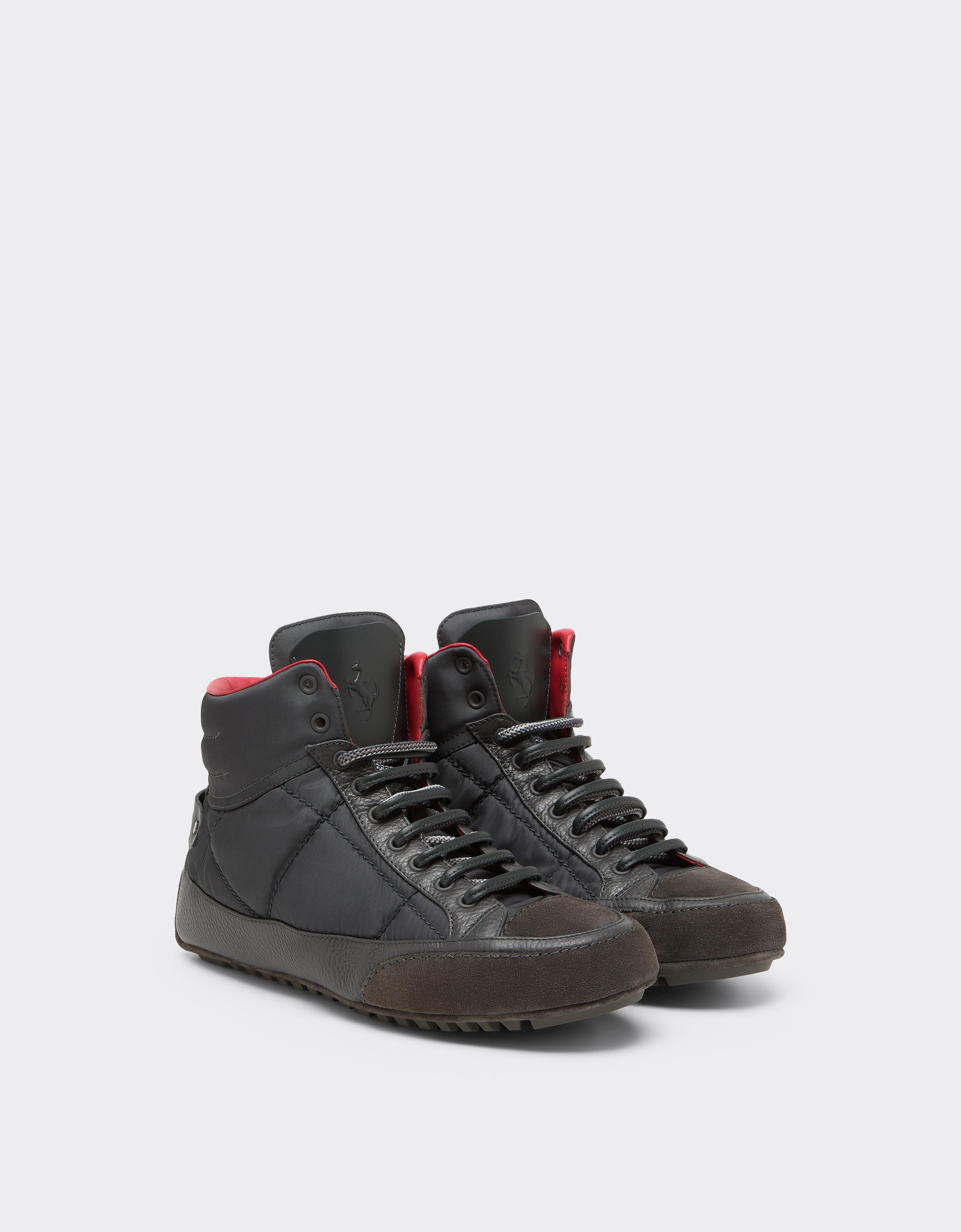 Zapatillas acolchadas de piel y ante