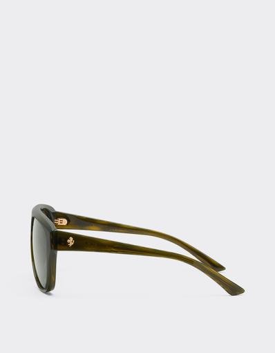 Lunettes de soleil en acétate vert strié avec verres verts polarisés