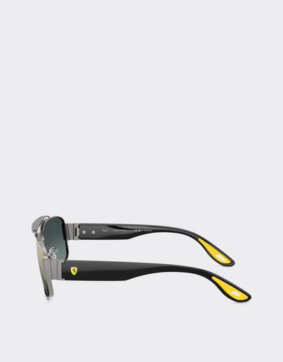 Ray-Ban for Scuderia Ferrari RB3797M with gold gradient lenses