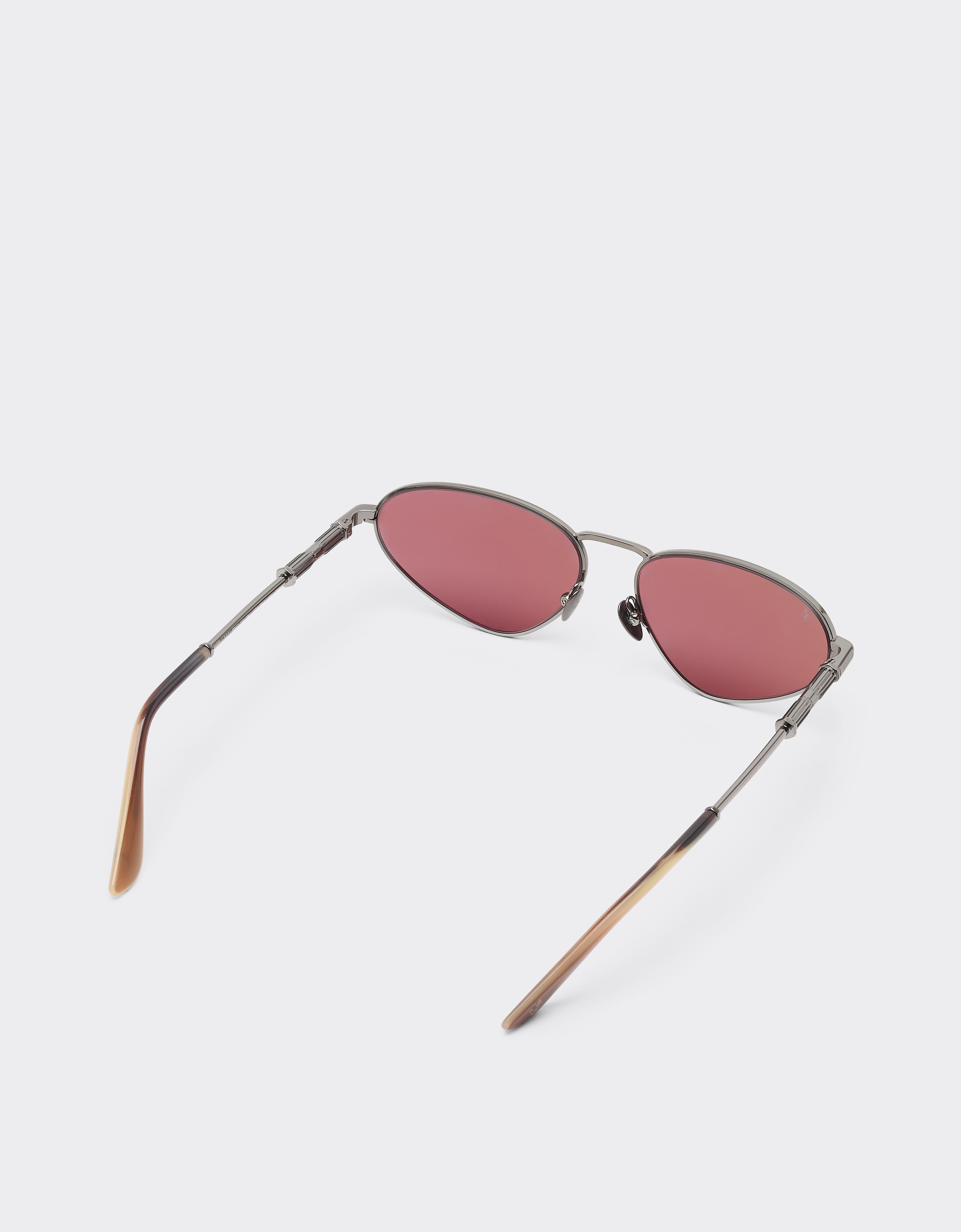 Sunglasses in polished gunmetal metal with exclusive Contrast Pro™ lenses