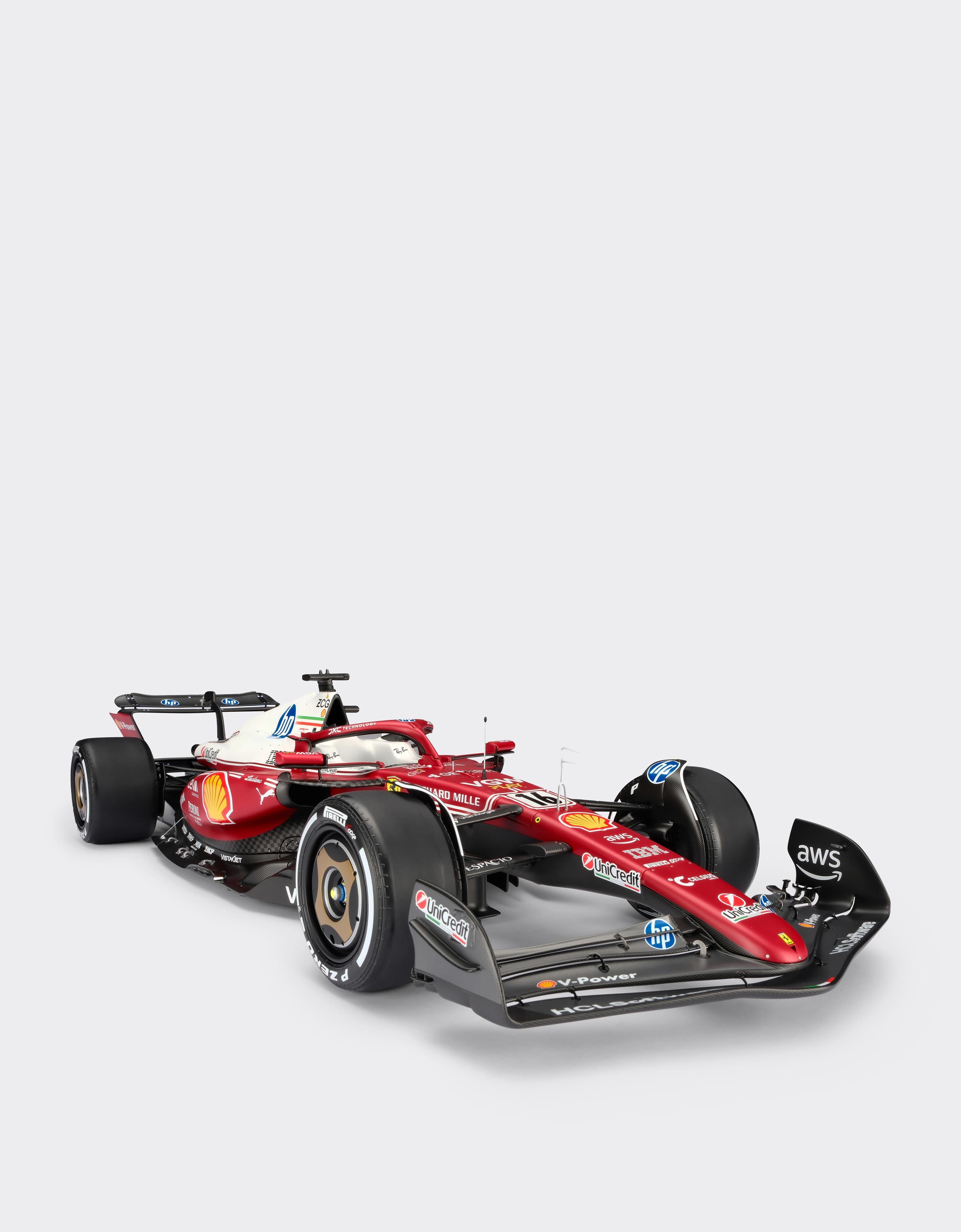 Maquette Ferrari SF-25 Leclerc à l'échelle 1:8