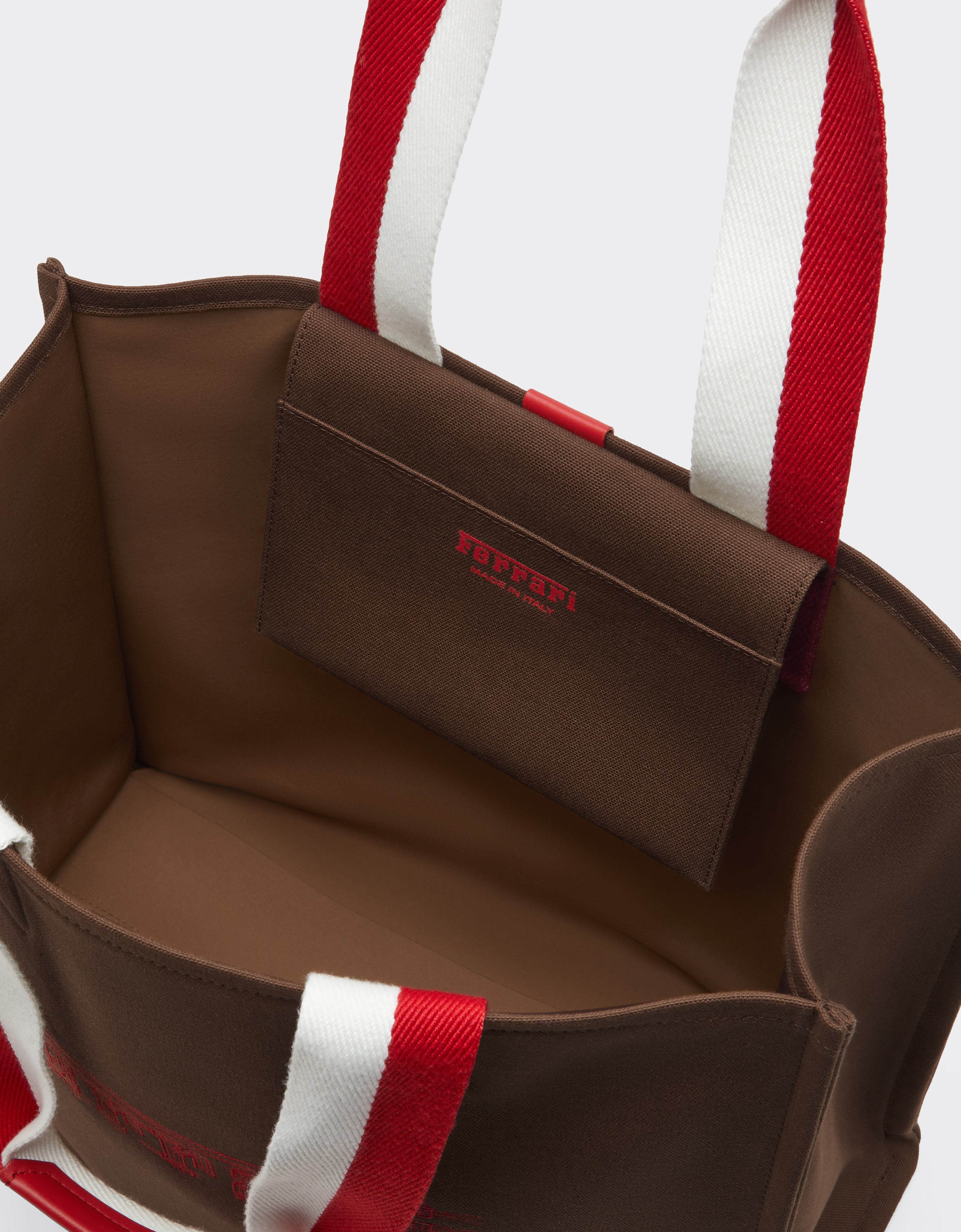 Bolso tote Ferrari de lona para el GP de Mónaco 2026