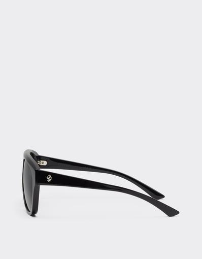 Lunettes de soleil en acétate noir avec verres noirs polarisés