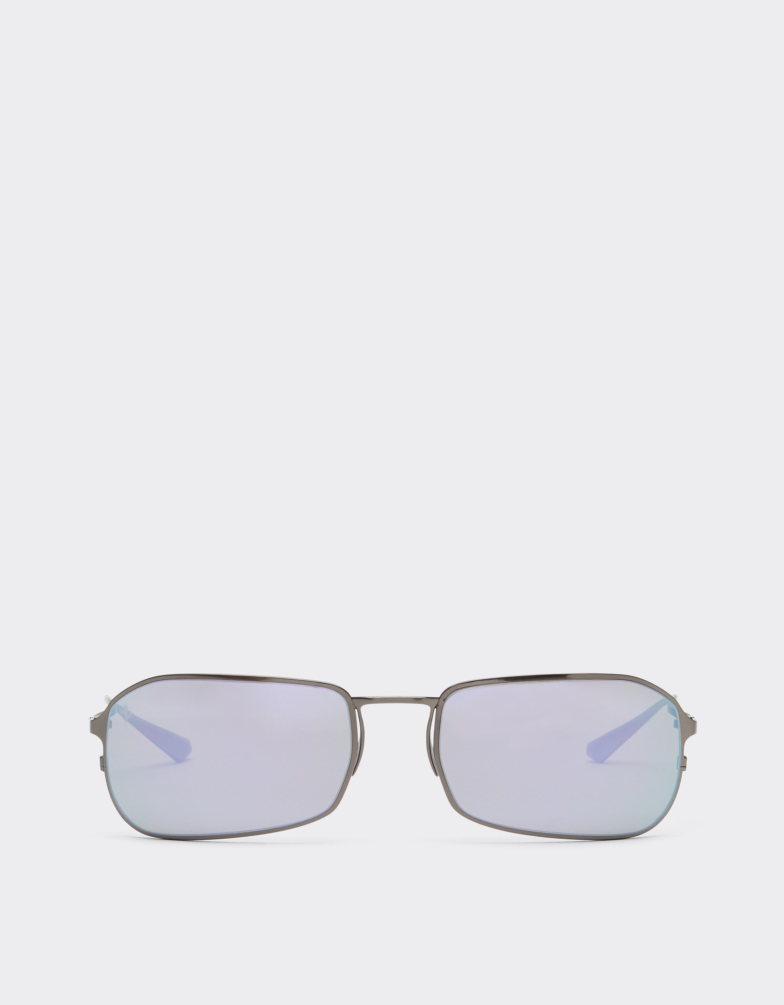 Lunettes de soleil en titane gris fusil avec verres vert foncé