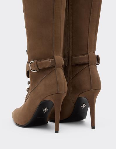 High-top nubuck boot with buckle