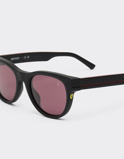 Scuderia Ferrari sunglasses with exclusive Ferrari Contrast Pro™ burgundy lenses