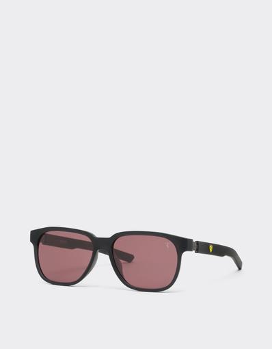 Scuderia Ferrari sunglasses with exclusive Contrast Pro™ lenses