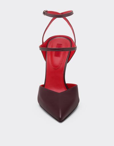 Semi-matt leather slingback with high heel