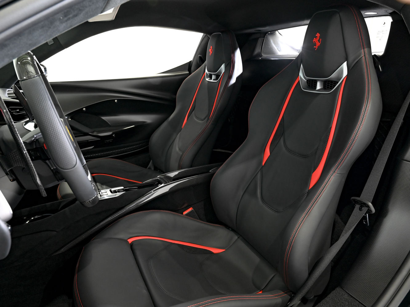 大阪市中央区 日本における中古車296 GTB 2024販売についての