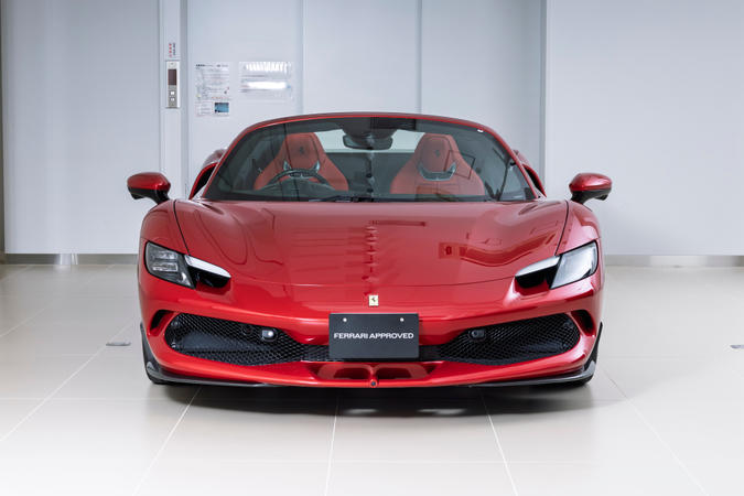 静岡市における中古車296 GTS 2023販売についての詳細 | Ferrari