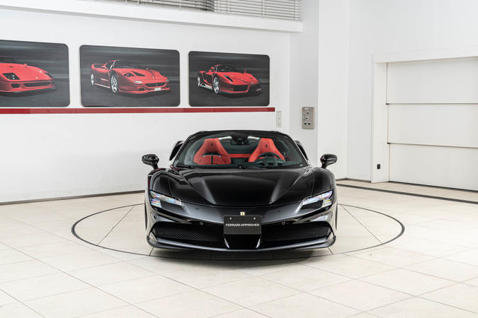 日本で販売中の最寄りのフェラーリ認定中古車 | Ferrari.com