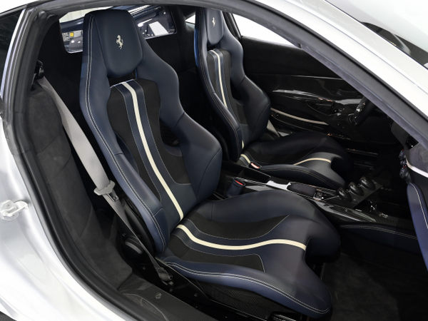 488 Pista for Sale near you in Japan | Ferrari Approved