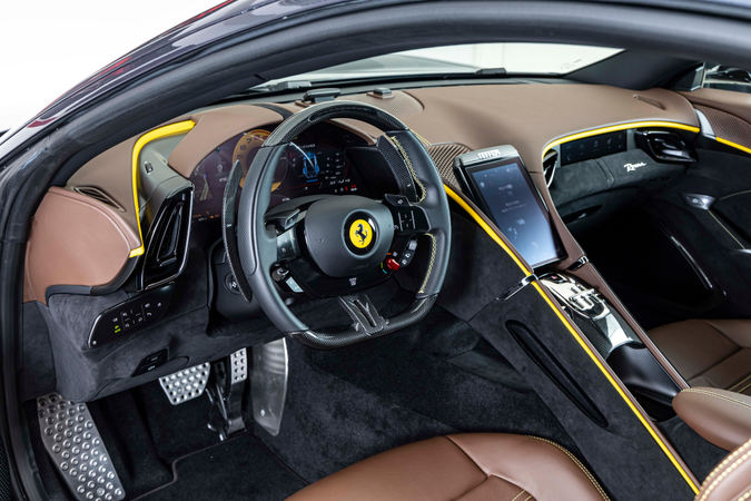 港区で販売中の最寄りのフェラーリ認定中古車Ferrari Roma | Ferrari.com