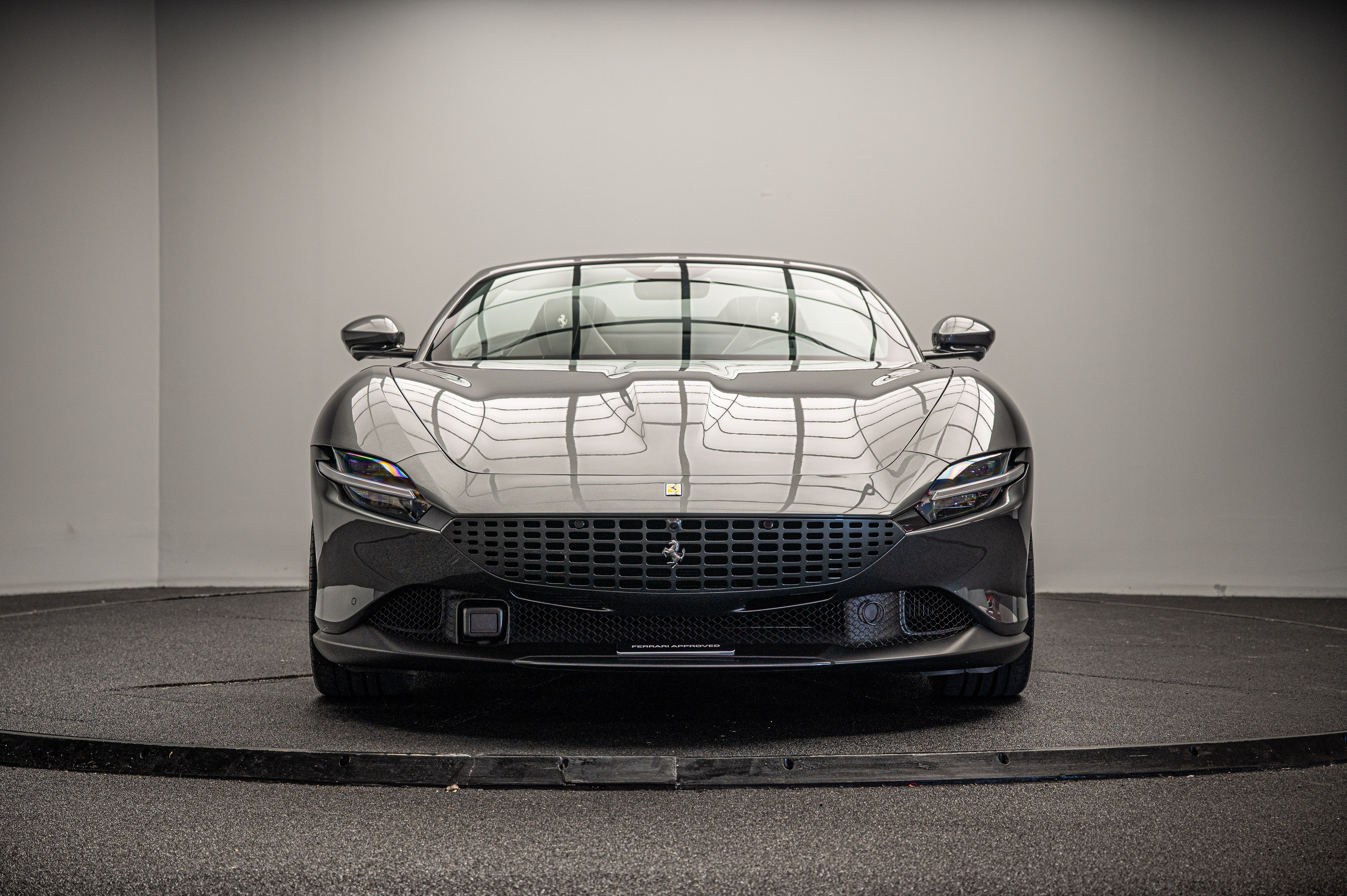 Parisにおける中古車 販売についての詳細 | Ferrari Approved