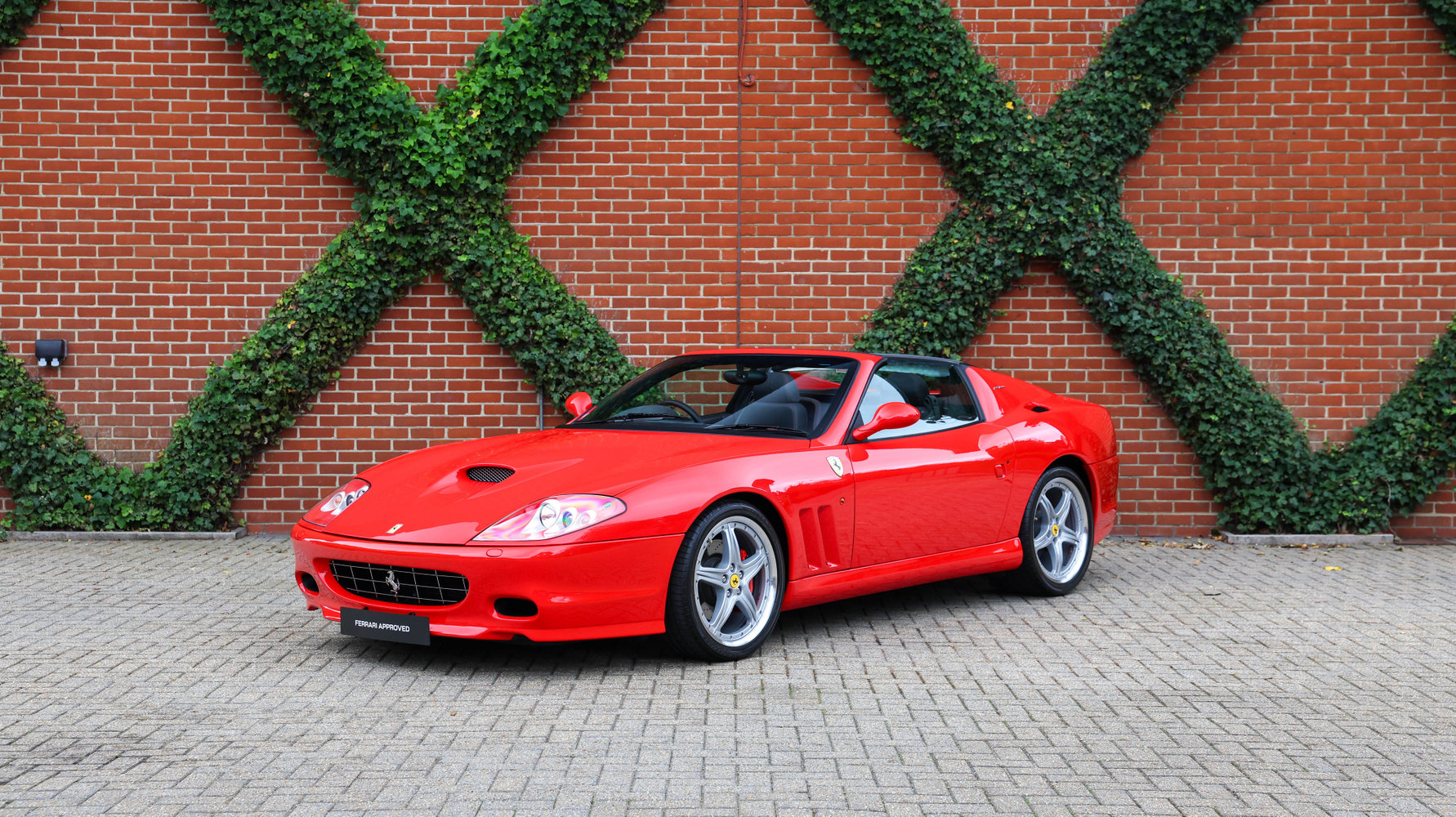New Forest Hampshireにおける中古車575 Superamerica 2006販売についての詳細 | Ferrari Approved