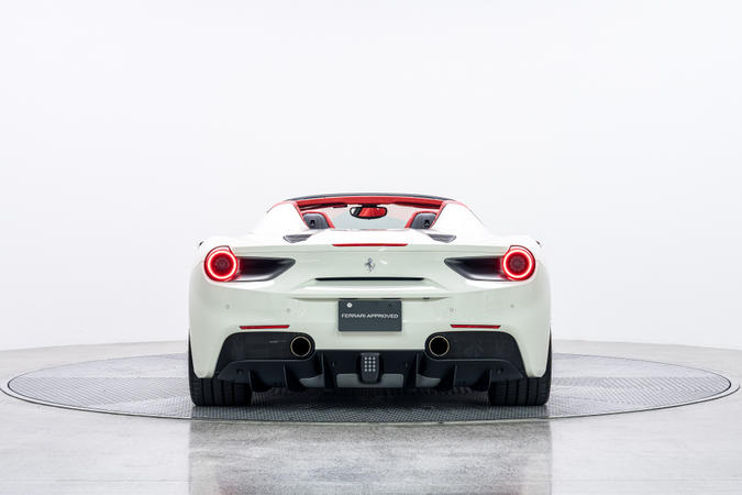 日本で販売中の最寄りのフェラーリ認定中古車 | Ferrari.com