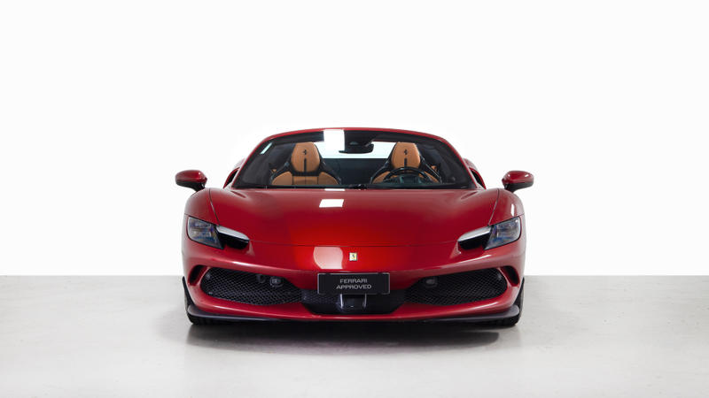 イタリアで販売中の最寄りのフェラーリ認定中古車 Superamerica