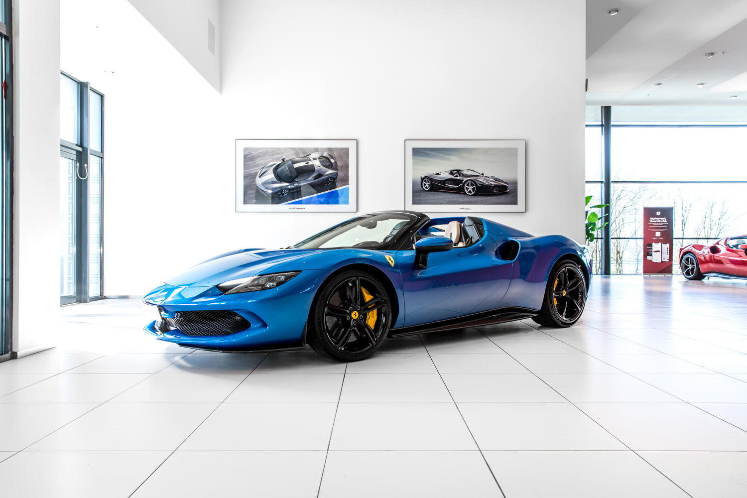 Hengeloにおける中古車296 GTS 2023販売についての詳細