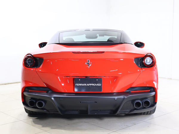 日本で販売中の最寄りのフェラーリ認定中古車 Ferrari Portofino M
