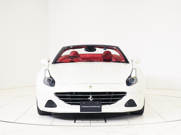 【未使用 美品】Ferrariフェラーリowners EMILIAROMAGNA 未使用 美品】Ferrariフェラーリowners EMILIAROMAGNA 日本で