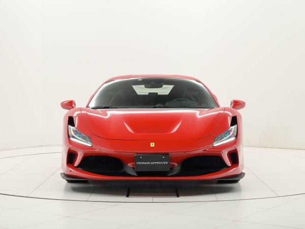 新品Ferrari F8 トリブート　日本語版 ハードカバー仕様 厚口カタログ フェラーリ F8 最新 トリブート 本カタログ ハードカバー付き 新品