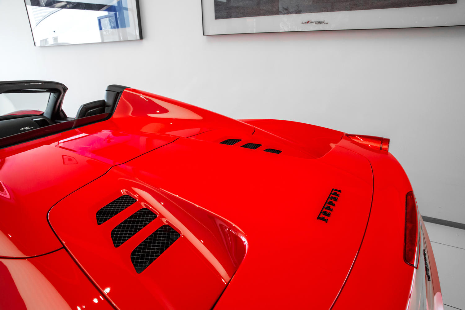 Hengeloにおける中古車458 Spider 2013販売についての詳細
