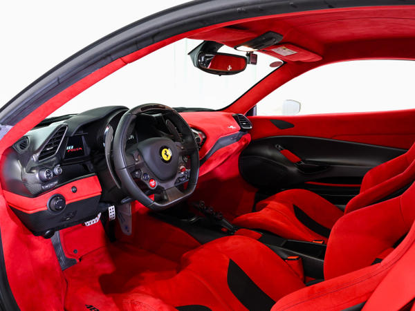 大阪市中央区で販売中の最寄りのフェラーリ認定中古車 | Ferrari.com