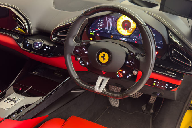 シンガポールで販売中の最寄りのフェラーリ認定中古車 | Ferrari.com