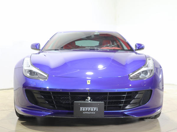 フェラーリ認定中古車：販売中のフェラーリ中古車があなたを