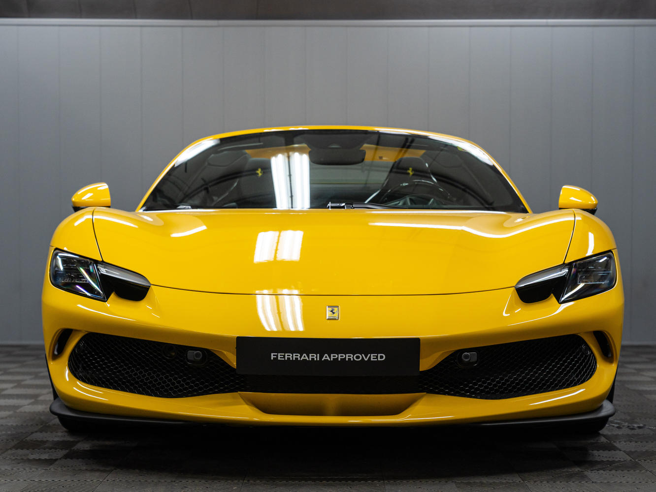 Wavreにおける中古車296 GTS 2023販売についての詳細 | Ferrari