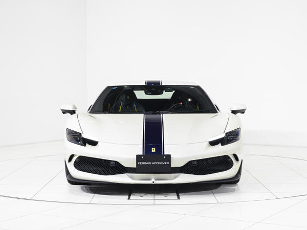 大阪市中央区で販売中の最寄りのフェラーリ認定中古車296 GTB