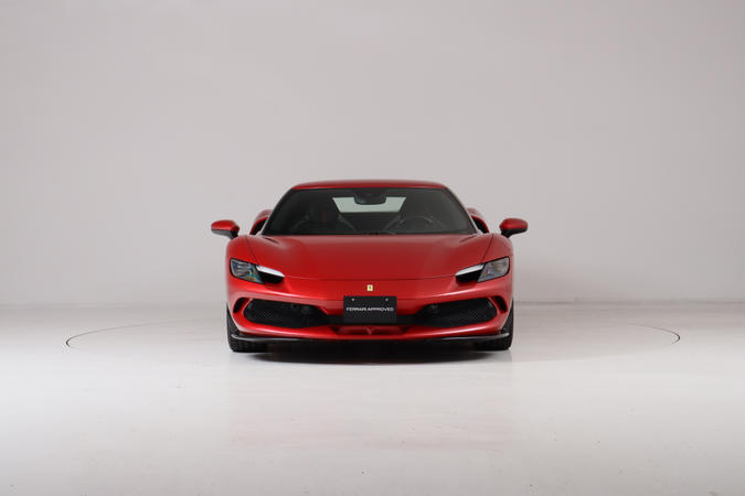 日本で販売中の最寄りのフェラーリ認定中古車 GTC4Lusso | Ferrari.com