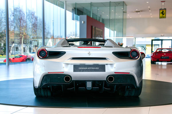 ベルギーで販売中の最寄りのフェラーリ認定中古車 512 TR | Ferrari.com