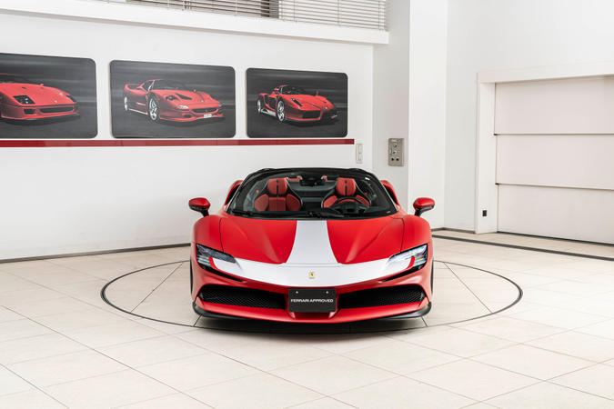 Minato-ku Tokyo で販売中のフェラーリ中古車 | 正規ディーラー Rosso