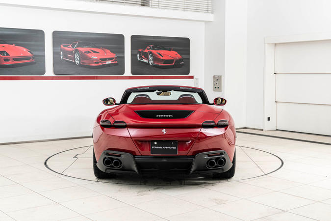 【未使用 美品】Ferrariフェラーリowners EMILIAROMAGNA 未使用 美品】Ferrariフェラーリowners EMILIAROMAGNA