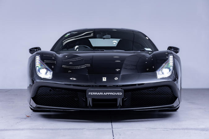 Aucklandにおける中古車488 GTB 2016販売についての詳細