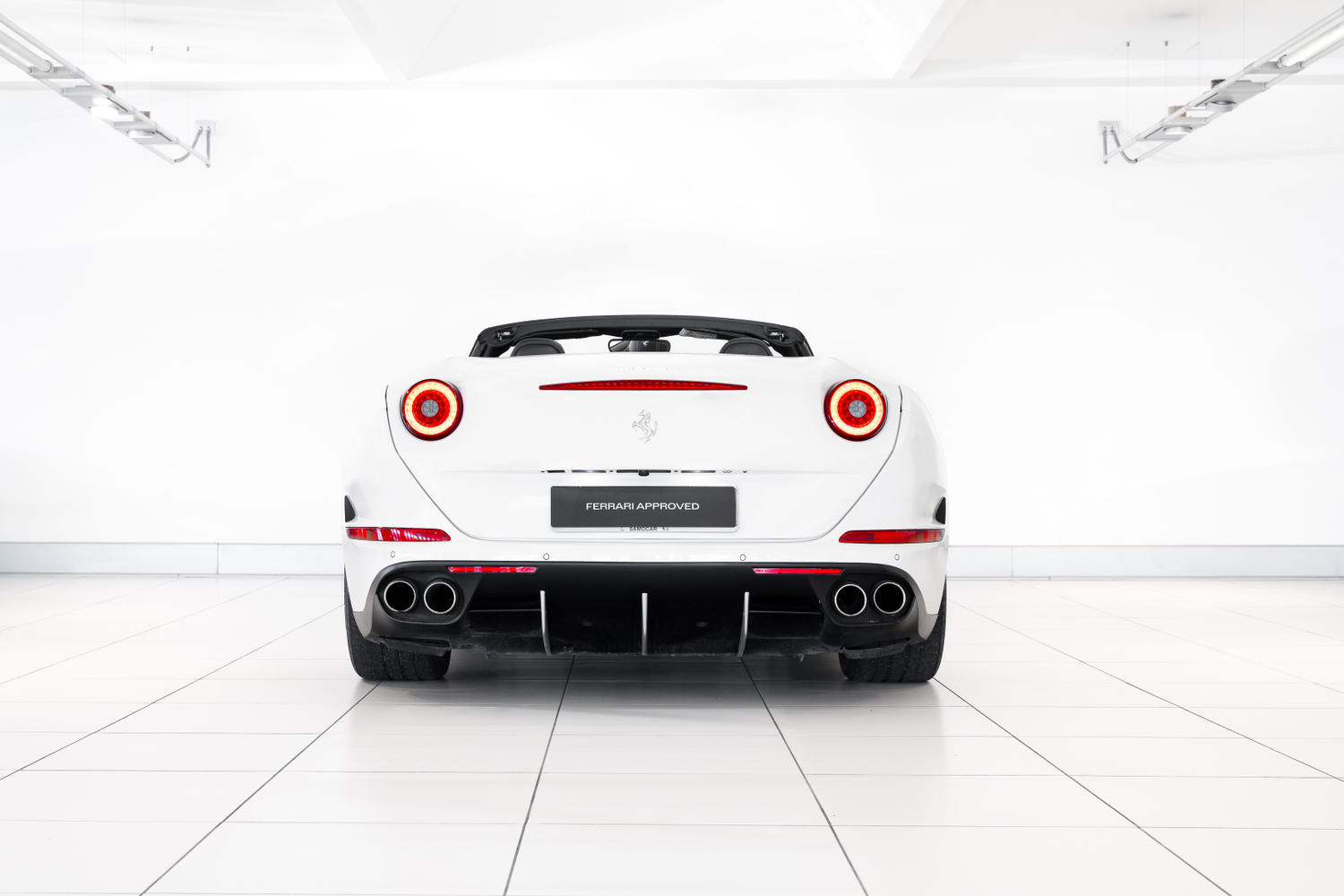 Ferrari California カタログ フェラーリ カリフォルニア カタログ PDF|オプション一覧 | 輸入