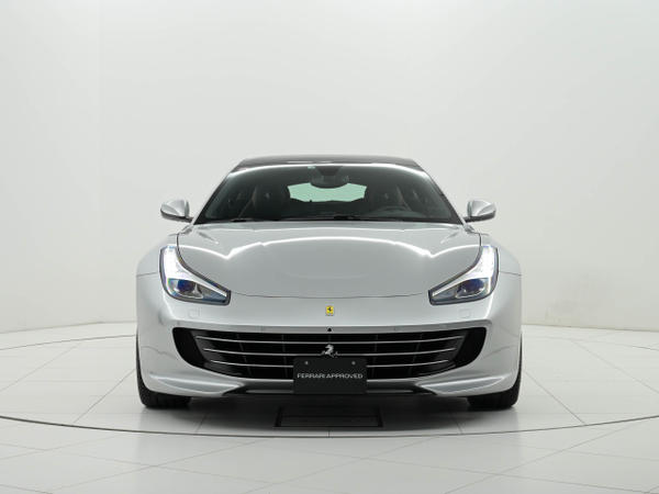 日本で販売中の最寄りのフェラーリ認定中古車 | Ferrari.com