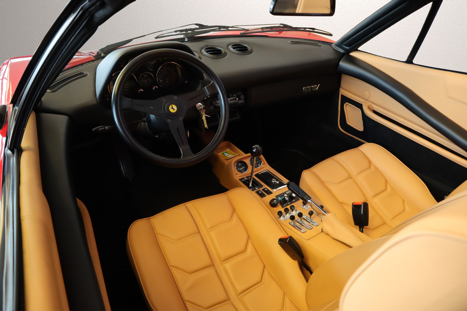 Plan-les-Ouatesにおける中古車308 GTSi 販売についての詳細 | Ferrari Approved