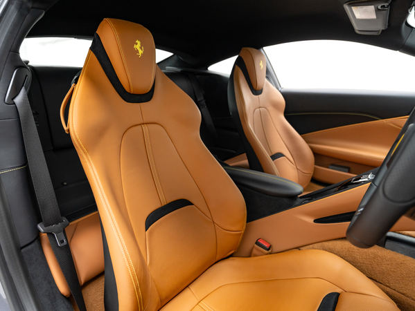 日本で販売中の最寄りのフェラーリ認定中古車 Ferrari Roma | Ferrari.com