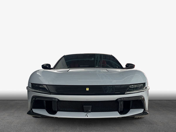 ドイツで販売中の最寄りのフェラーリ認定中古車 | Ferrari.com