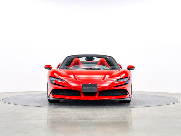 【未使用 美品】Ferrariフェラーリowners EMILIAROMAGNA 日本で販売中の最寄りのフェラーリ認定中古車 | Ferrari.com