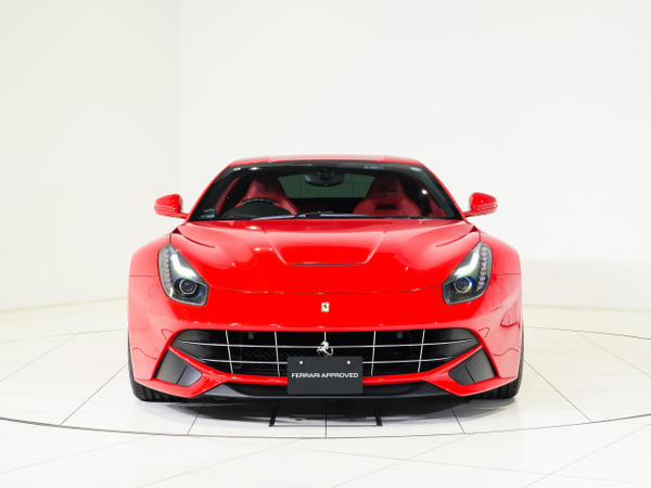 日本で販売中の最寄りのフェラーリ認定中古車 | Ferrari.com